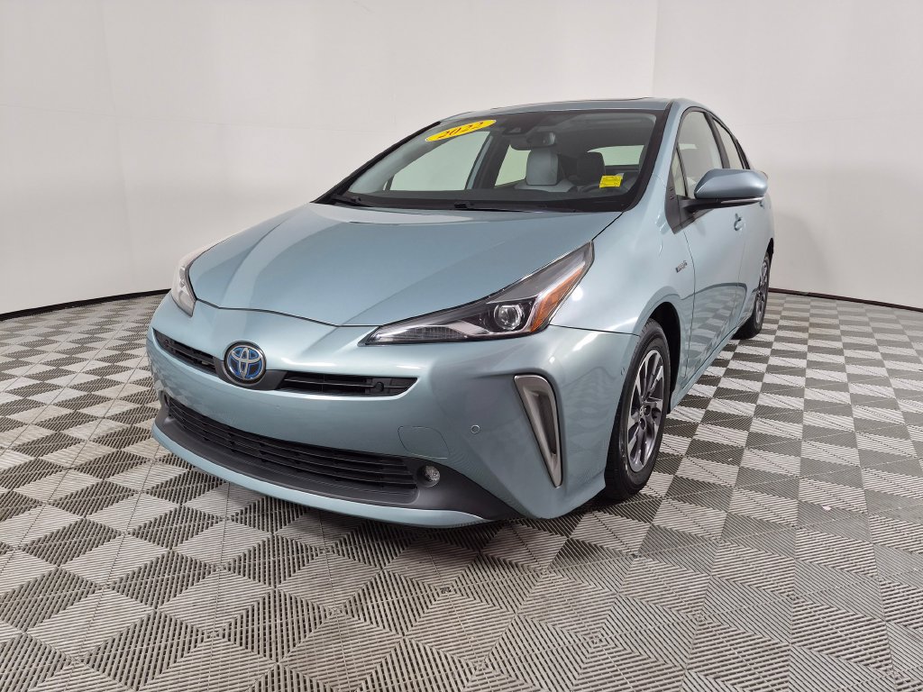 Used 2022 Toyota Prius Limited w/ Premium Convenience Package FWD image 7