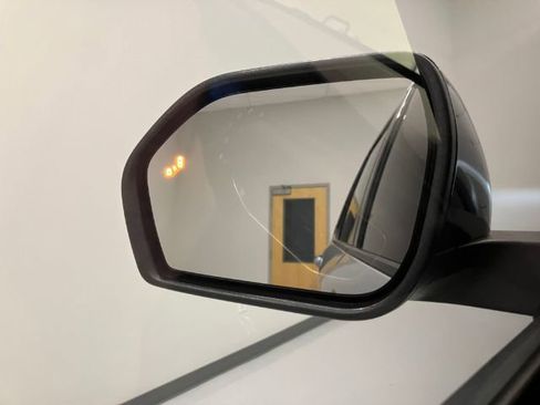 Used 2020 Ford Explorer Limited w/ Class III Trailer Tow Package image 37