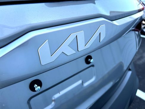 Used 2022 Kia Seltos LX image 24