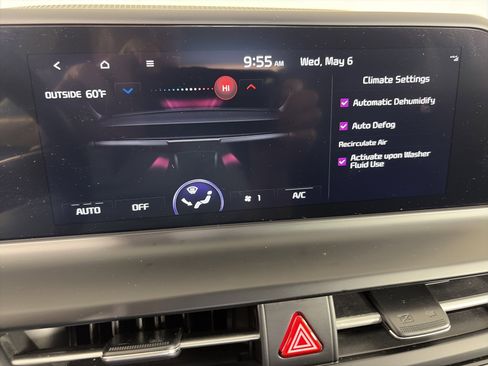 Used 2024 Kia Seltos S AWD/4WD image 21