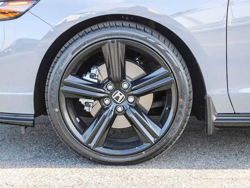 Certified 2025 Honda Accord Sport image 11