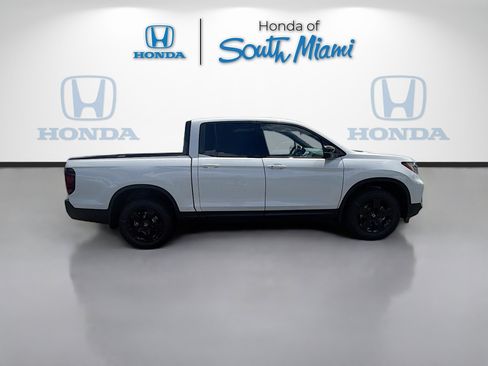 New 2026 Honda Ridgeline Black Edition image 8