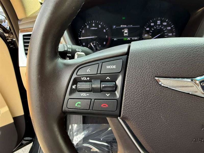 Used 2018 Genesis G80 3.8 RWD image 32
