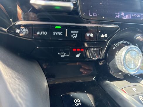 Used 2025 Acura MDX w/ Technology Package image 23