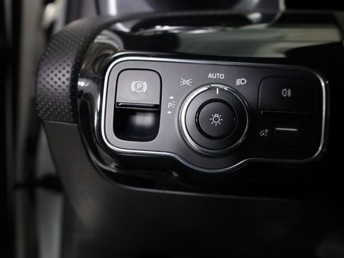 Certified 2019 Mercedes-Benz A 220 4MATIC image 13