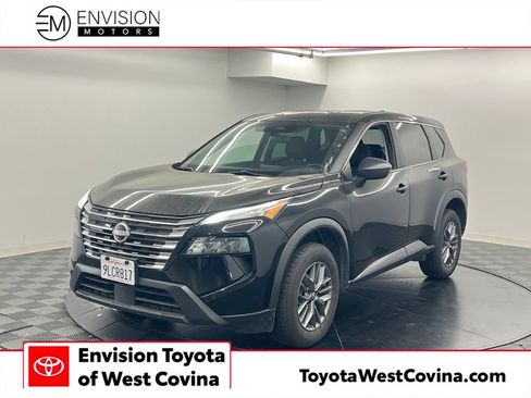 Used 2024 Nissan Rogue S FWD image 1