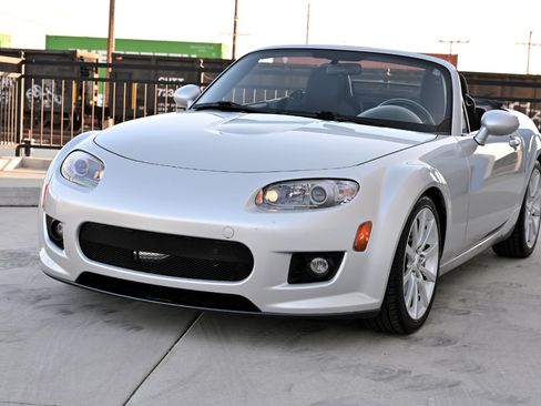 Used 2007 MAZDA MX-5 Miata Touring w/ Suspension Pkg image 15