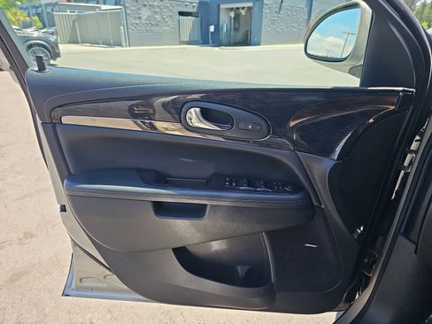 Used 2015 Buick Enclave Premium w/ Experience Buick Package FWD image 29