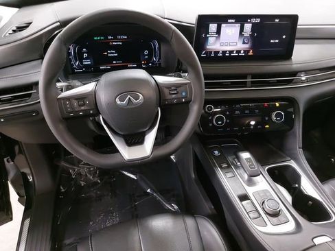Used 2023 INFINITI QX60 Luxe w/ Performance Audio Package FWD image 17