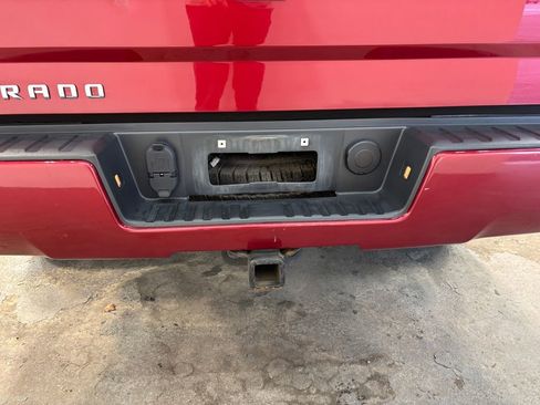 Used 2018 Chevrolet Silverado 1500 LT w/ All Star Edition AWD/4WD image 22