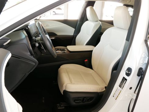 Used 2023 Lexus RX 350 w/ Cold Area Package AWD/4WD image 2