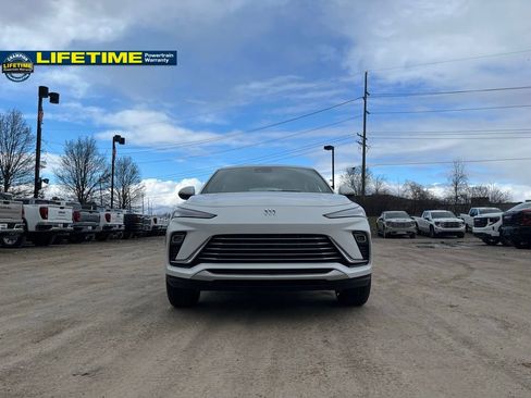 Used 2024 Buick Envista Preferred w/ Convenience I Package image 4