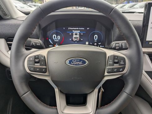 New 2026 Ford Explorer Active w/ Active Comfort Package image 31