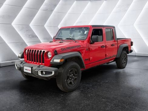 Used 2023 Jeep Gladiator Sport AWD/4WD image 5