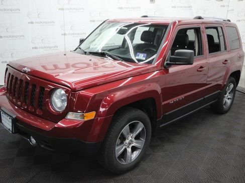 Used 2017 Jeep Patriot High Altitude image 10