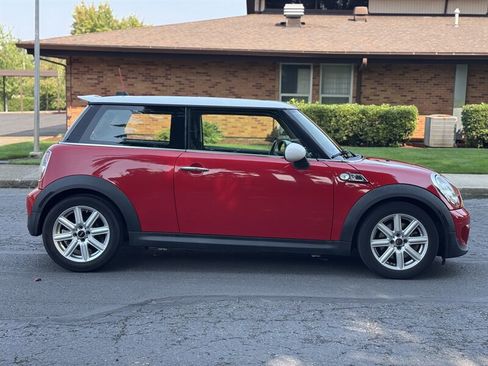 Used 2012 MINI Cooper S image 6