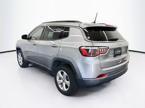 Used 2018 Jeep Compass Latitude w/ Popular Equipment Group AWD/4WD image 5