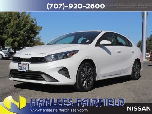 Used 2023 Kia Forte LXS FWD image 3