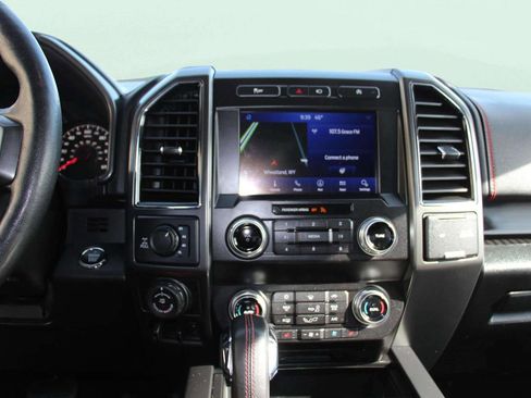 Used 2019 Ford F150 Lariat w/ Equipment Group 502A Luxury AWD/4WD image 14