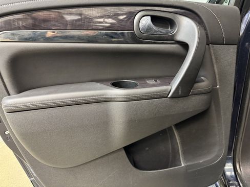 Used 2016 Buick Enclave Leather image 15