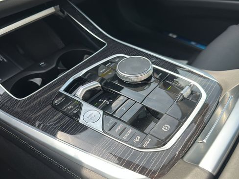 New 2026 BMW X5 xDrive50e w/ M Sport Package image 26