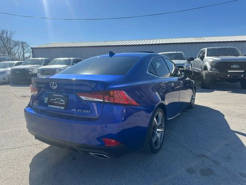 Used 2019 Lexus IS 300 F Sport w/ F Sport Package image 5