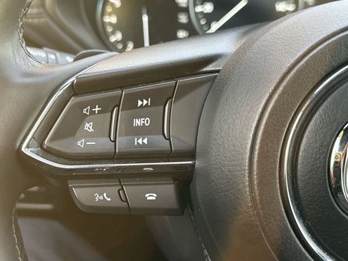 Used 2023 MAZDA CX-5 Signature image 19