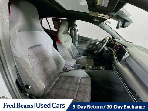 Used 2022 Volkswagen GTI SE image 30