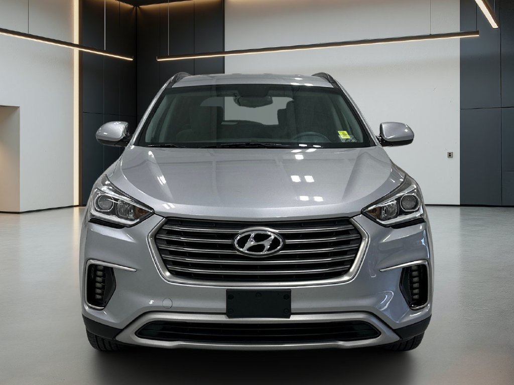 Used 2017 Hyundai Santa Fe SE w/ Cargo Package FWD image 9
