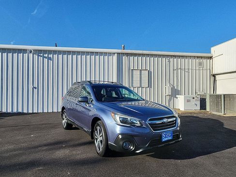 Used 2018 Subaru Outback 2.5i Limited image 7