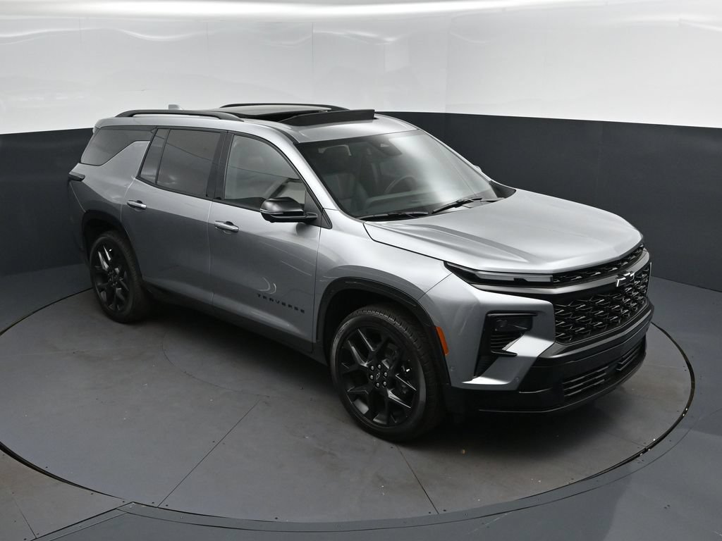 New 2026 Chevrolet Traverse RS w/ LPO, Floor Liner Package FWD image 36