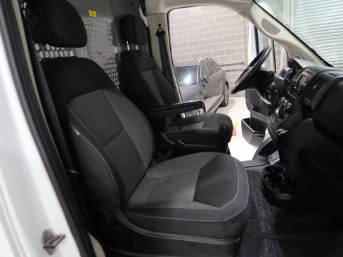 Used 2018 RAM ProMaster 2500 FWD image 13
