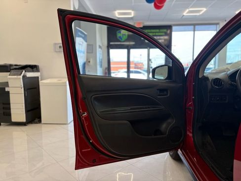Used 2024 Mitsubishi Mirage ES image 33