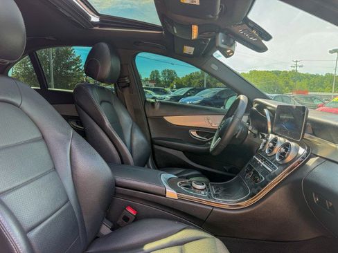 Used 2019 Mercedes-Benz C 300 Sedan image 19