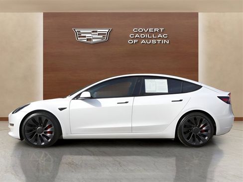 Used 2021 Tesla Model 3 Performance image 2