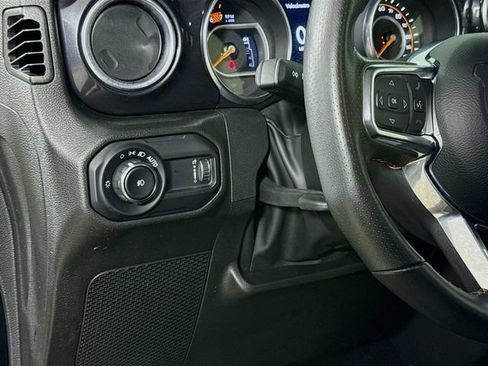 Used 2023 Jeep Wrangler Unlimited Rubicon 392 w/ Trailer Tow Package AWD/4WD image 10
