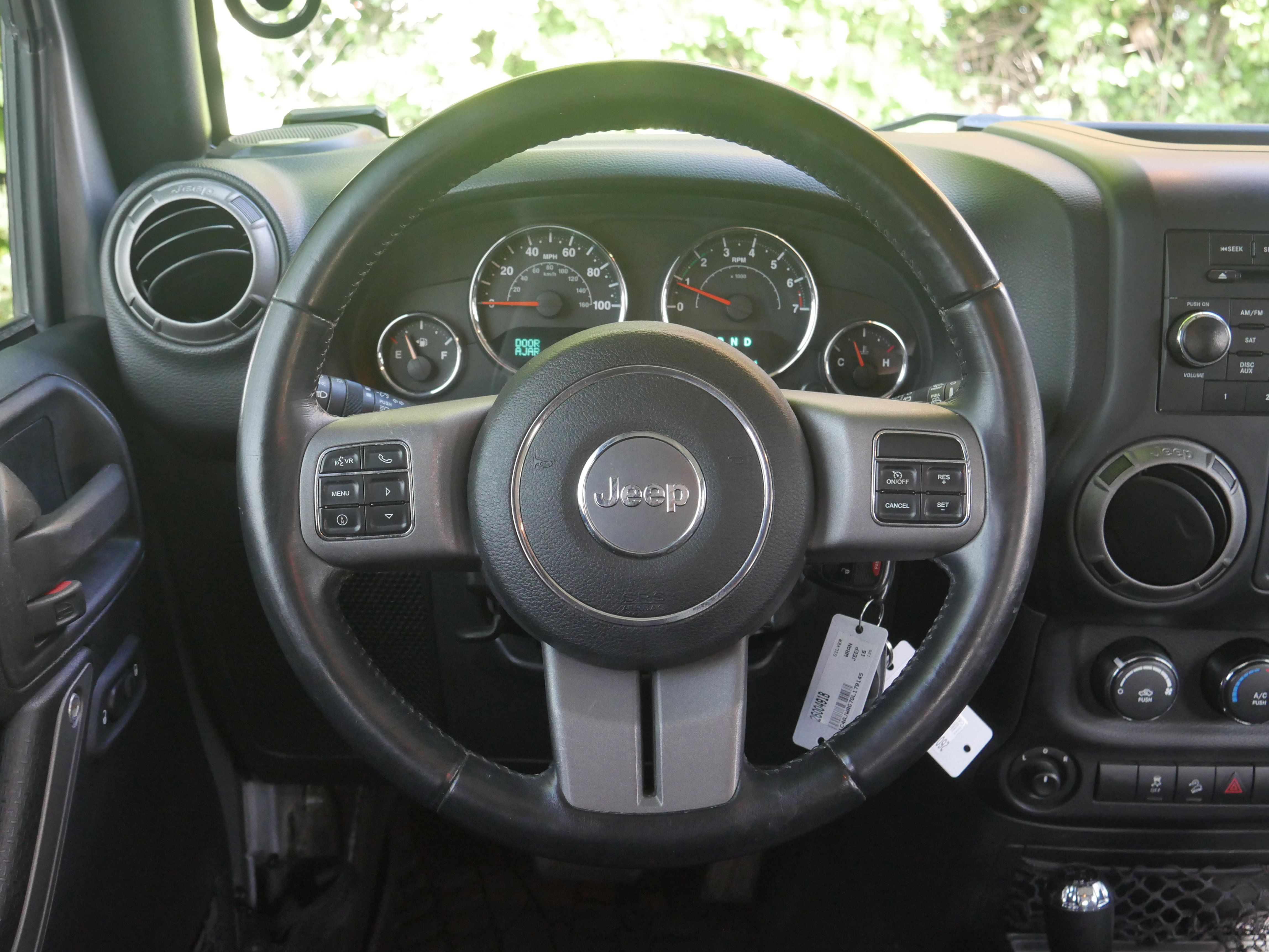 Used 2016 Jeep Wrangler Sport AWD/4WD image 5