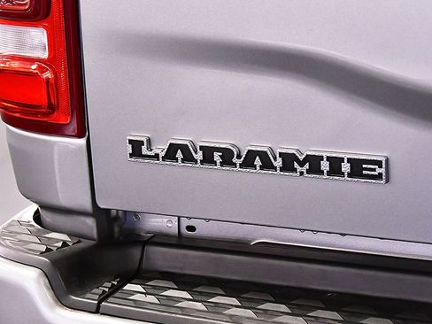 Used 2024 RAM 2500 Laramie image 15