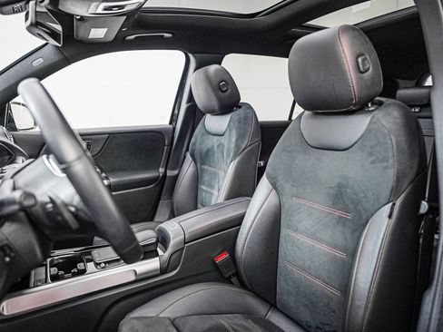 Certified 2023 Mercedes-Benz GLB 250 image 12