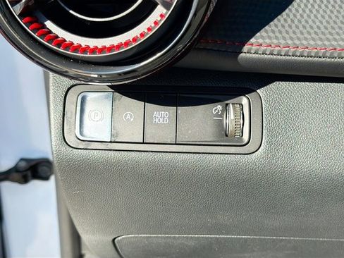 Used 2026 Chevrolet Equinox RS w/ Convenience Package III image 35