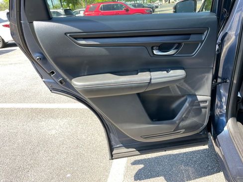 Certified 2025 Honda CR-V Sport image 36