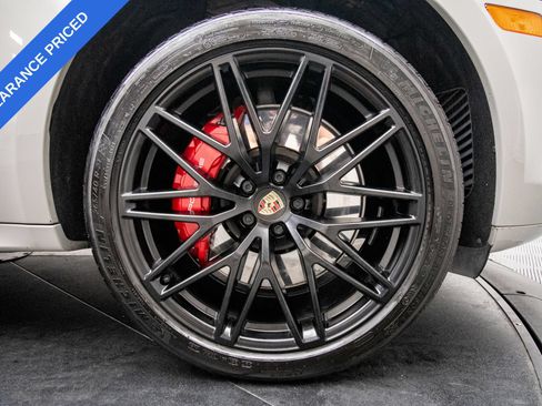 Used 2023 Porsche Macan GTS w/ Premium Package Plus AWD/4WD image 26
