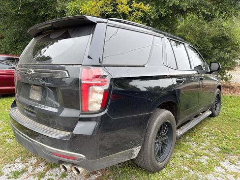 Used 2022 Chevrolet Tahoe Z71 w/ Z71 Off-Road Package AWD/4WD image 3