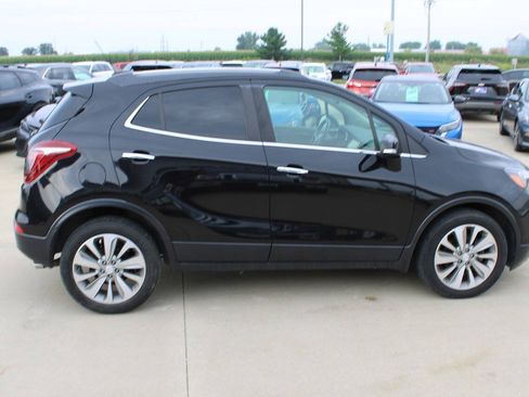 Used 2017 Buick Encore Preferred FWD image 4