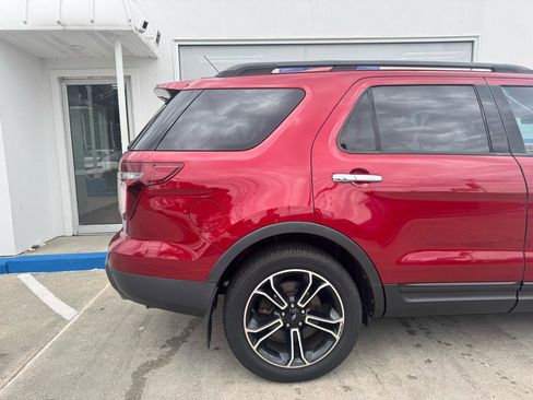 Used 2014 Ford Explorer Sport w/ Equipment Group 401A AWD/4WD image 25