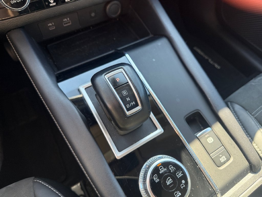 Used 2022 Mitsubishi Outlander SE AWD/4WD image 21