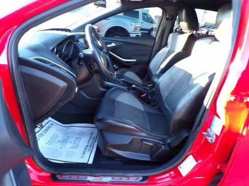 Used 2013 Ford Focus ST image 12