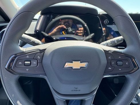 New 2026 Chevrolet Trax LT FWD image 21