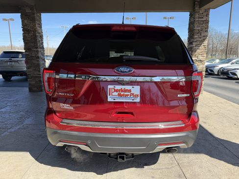 Used 2019 Ford Explorer Limited w/ Ford Safe & Smart Package image 7