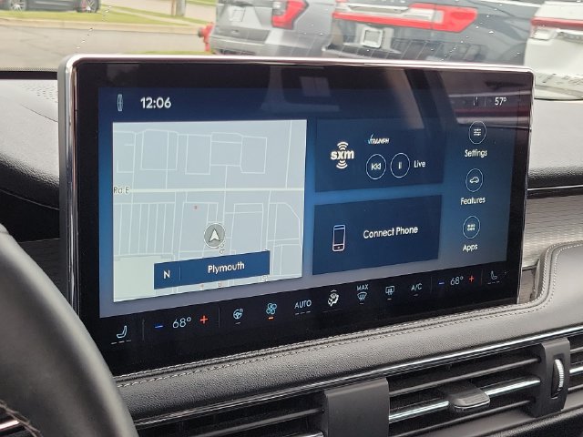 Used 2023 Lincoln Corsair AWD w/ Equipment Group 101A image 17